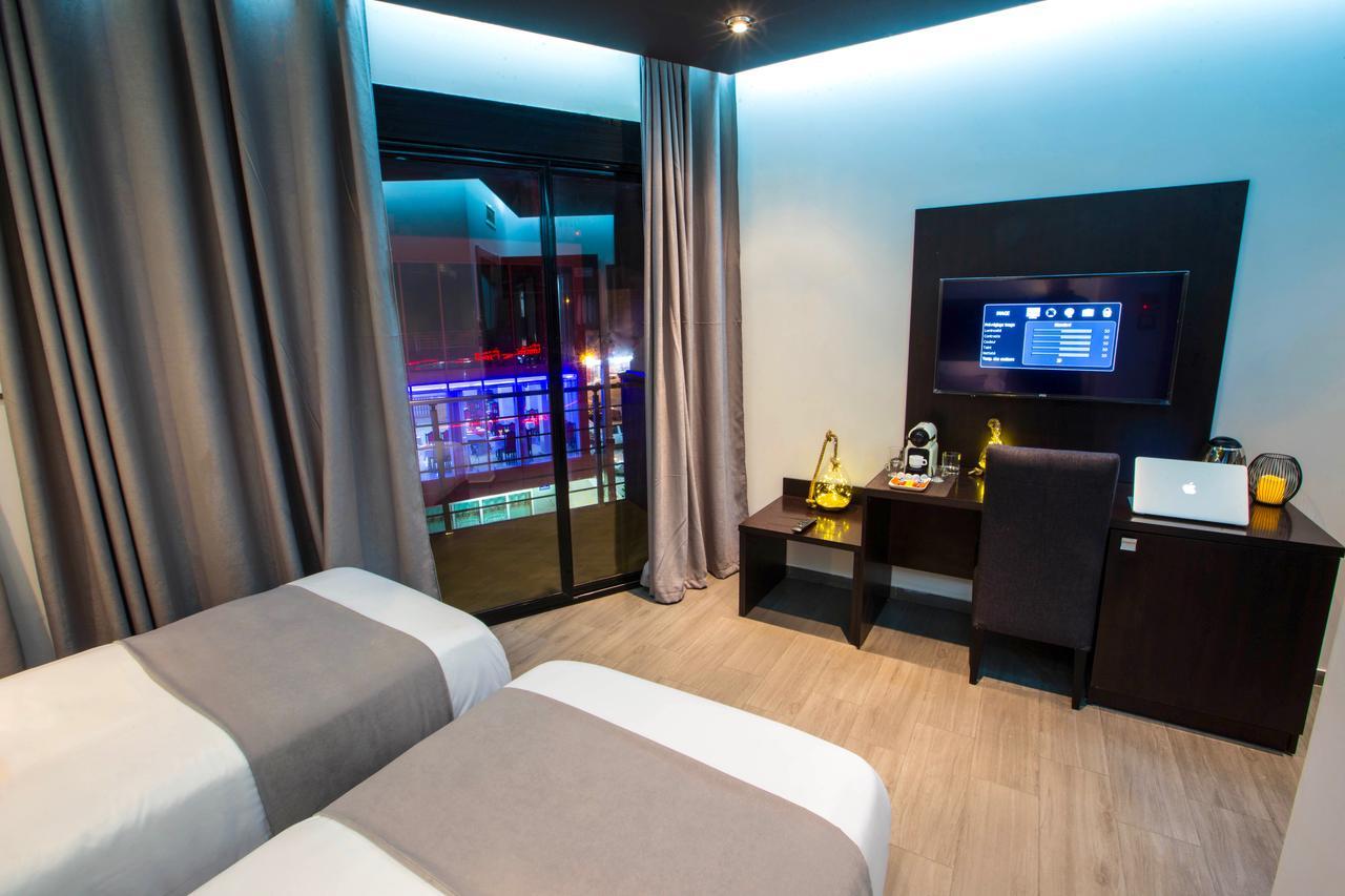 Calypso Home Oran Aïn el Turk Exteriör bild